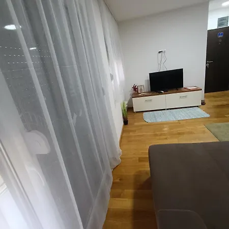 Porta Infinitas Centar 아파트 *