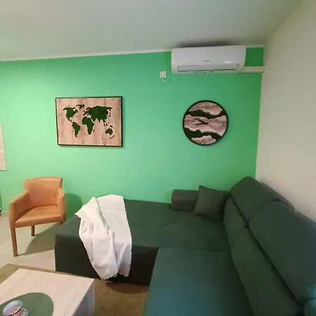 Porta Infinitas Centar Apartmán *