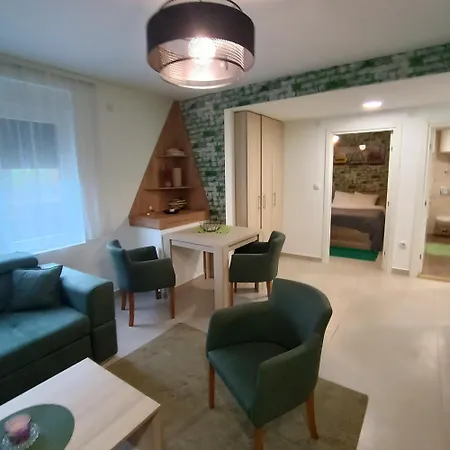 Porta Infinitas Centar *