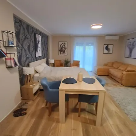 Porta Infinitas Centar Apartmán *